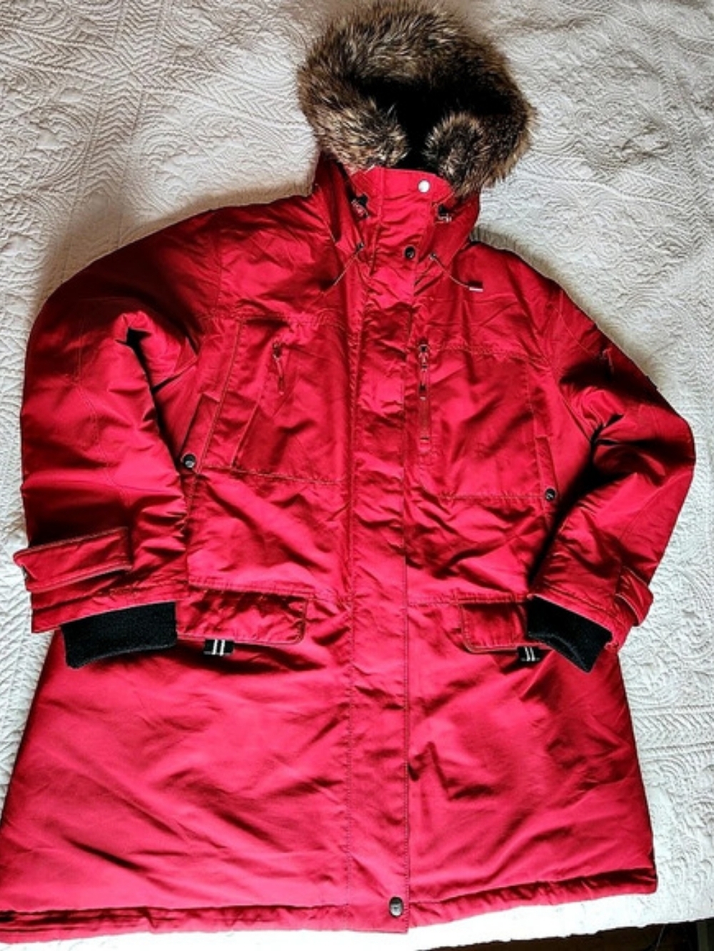 Red Polar Line Winter Jacket - Like New - Women's Coat Size 18W - Faux Fur Hood